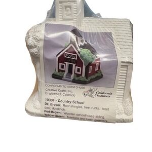 California Creations 10304 Country School Unpainted Ceramic‎ Craft Kit